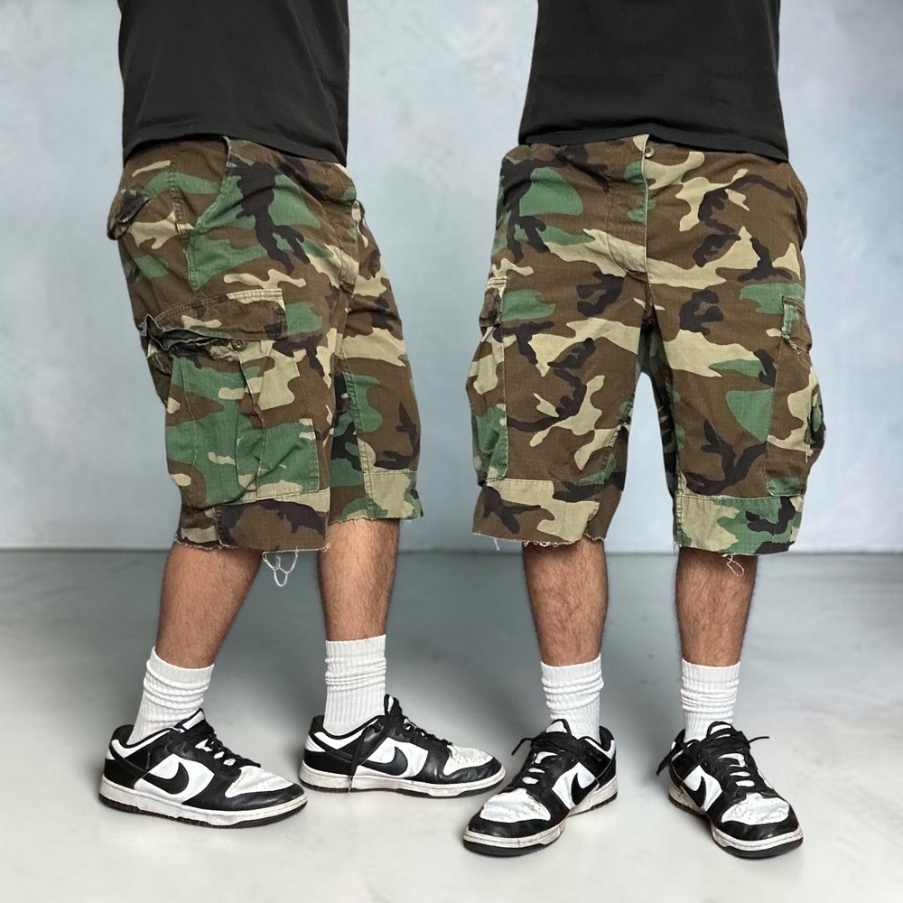Vintage Camo Cargo Shorts Baggy Skater Y2K Military Issue Size 35
